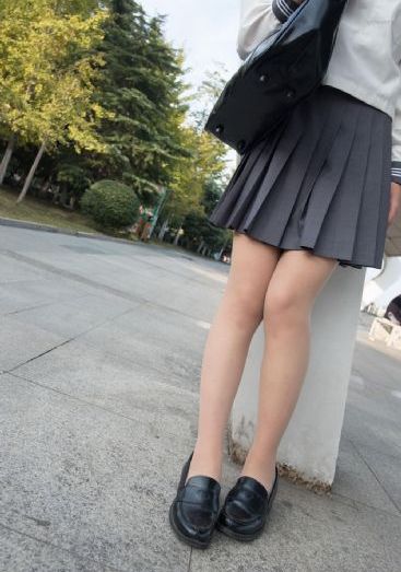 日韩综合nv一区二区在线观看_高清字幕版在线播放