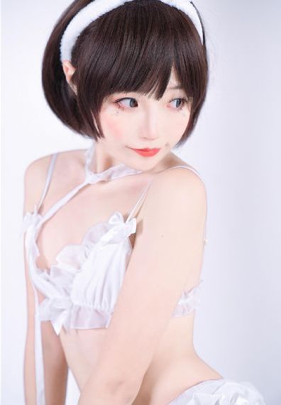 亚洲AV无码一区二区三区久久精品_BD国语在线观看