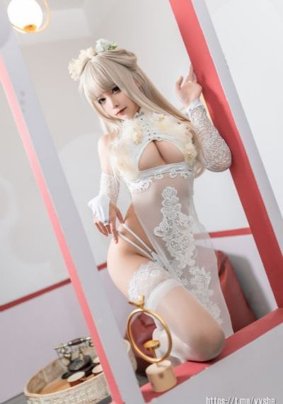 欧美精品一区在线播放_十万网红美女美酱