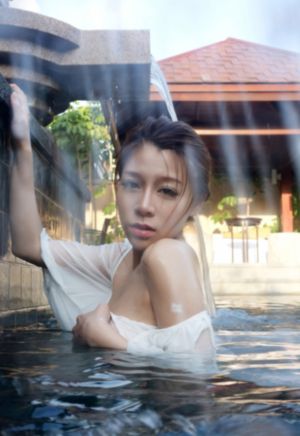 极品美女免费高清色视频_720在线观看高清