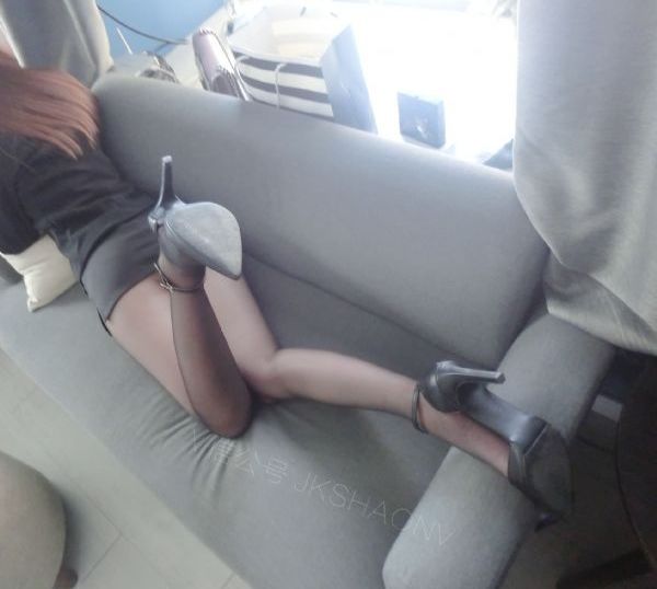 粉嫩小箩莉奶水四溅在线观看_720免费高清观看