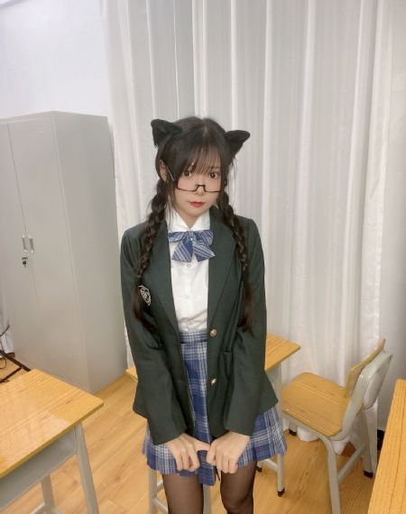 欧美换爱交换乱理伦片在线观看_4K日本电影免费