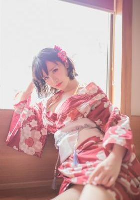 伊人免费在线观看高清版_DVD国语在线观看